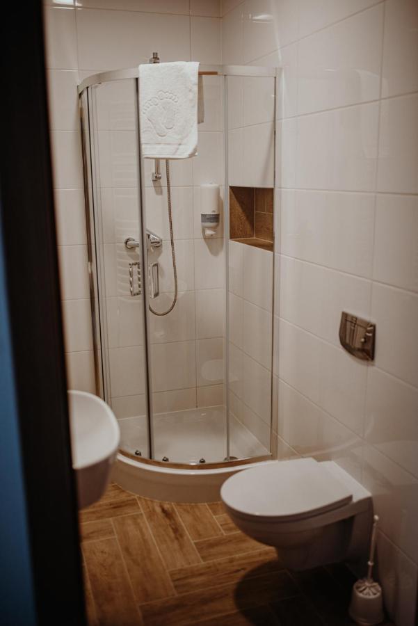 Dom Weselny Ludmila Bed and Breakfast Kraśnik Exteriör bild